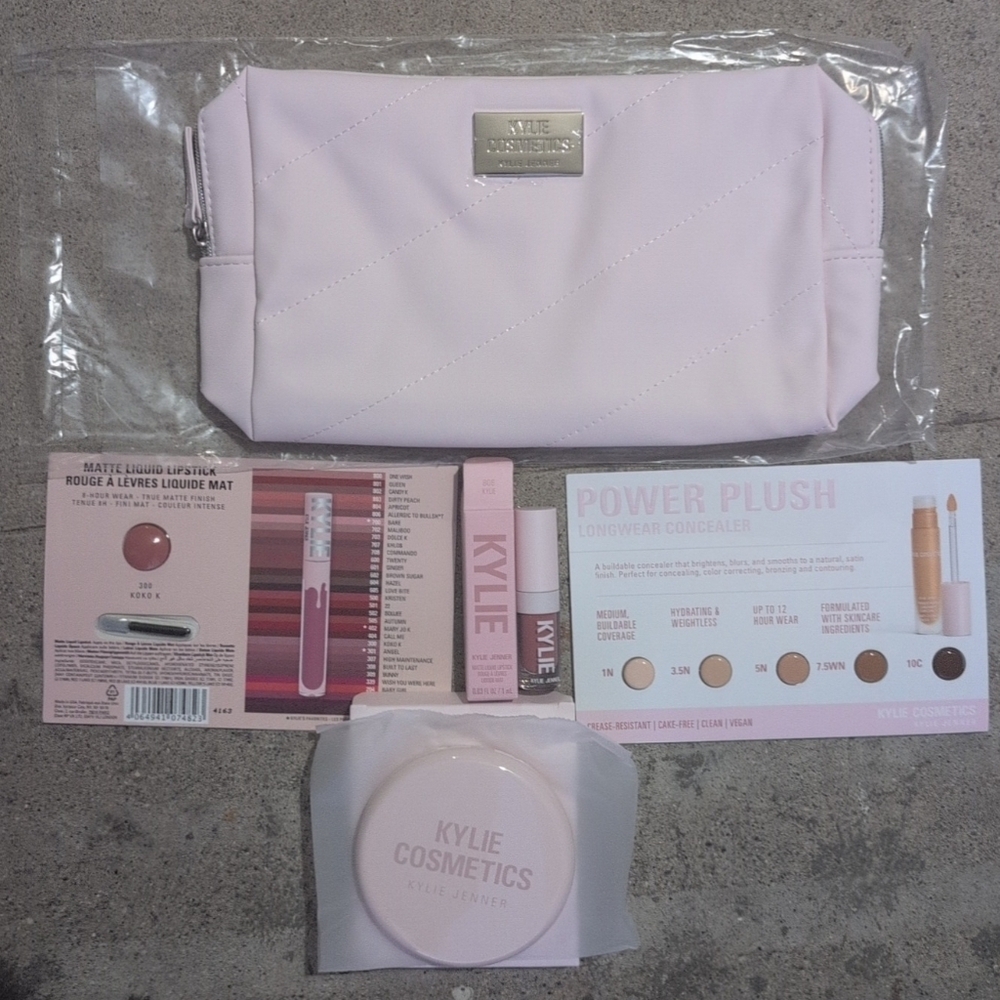 Kylie Cosmetics Pink Makeup Set